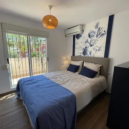 别墅 Casa Vamos Buganvilla - Private Pool & Rooftop Terrace 阿尔比尔