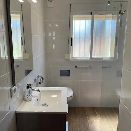 Casa Vamos Buganvilla - Private Pool & Rooftop Terrace 阿尔比尔