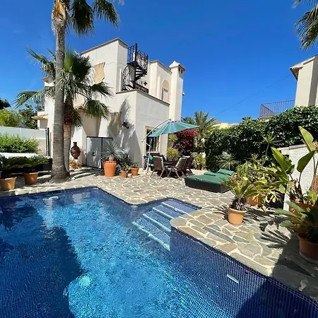 Casa Vamos Buganvilla - Private Pool & Rooftop Terrace 别墅 阿尔比尔